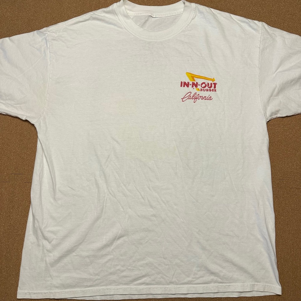 In-N-Out Burger T-Shirt Mens XL White 2005 Mike Rider Classic Cars Graphic Tee